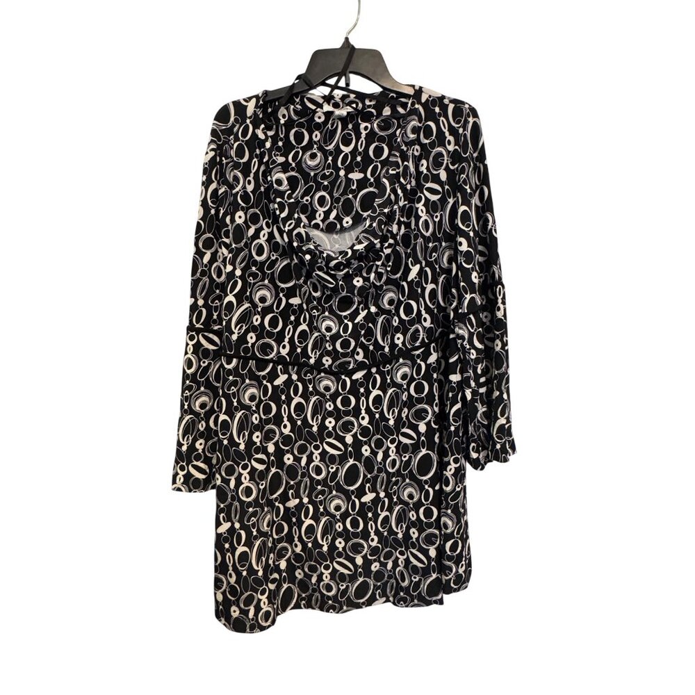 Dressbarn Womans Black & White Bell Sleeve Dress 22W Polyester & Rayon Circle Pr